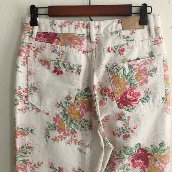 BDG for URBAN OUTFITTERS Floral High Rise Mom Jeans Size 29 - Picture 9 of 11
